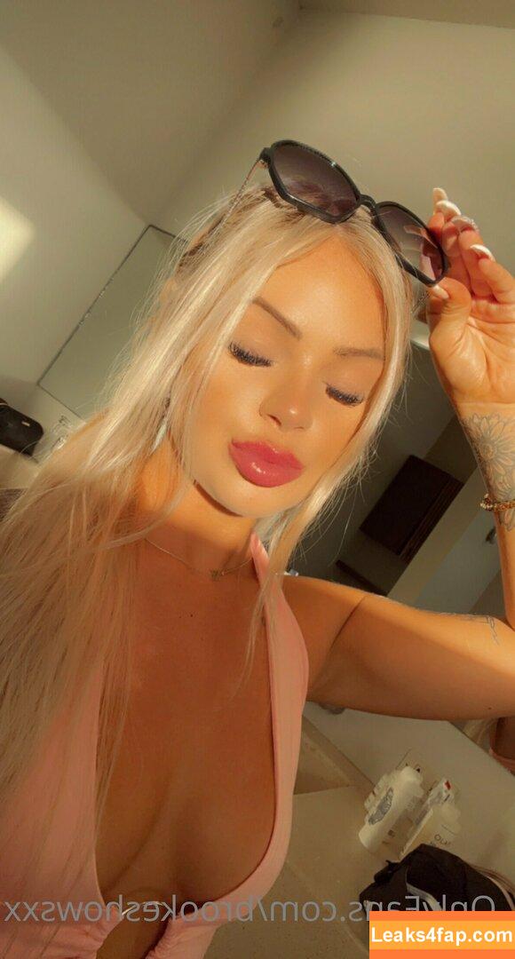 brookeshowsxx / brookeshowsxox leaked photo photo #0737