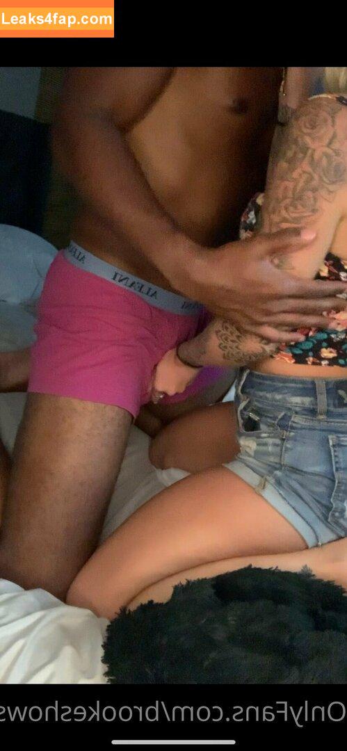 brookeshowsxx leaked photo photo #0913