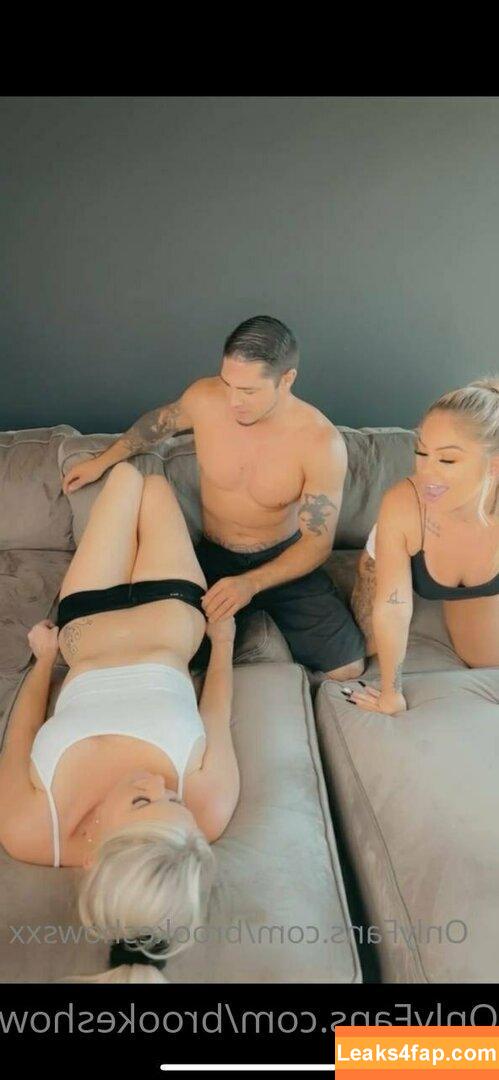brookeshowsxx leaked photo photo #0938
