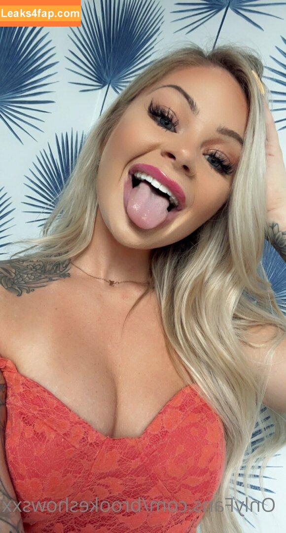 brookeshowsxx leaked photo photo #0945