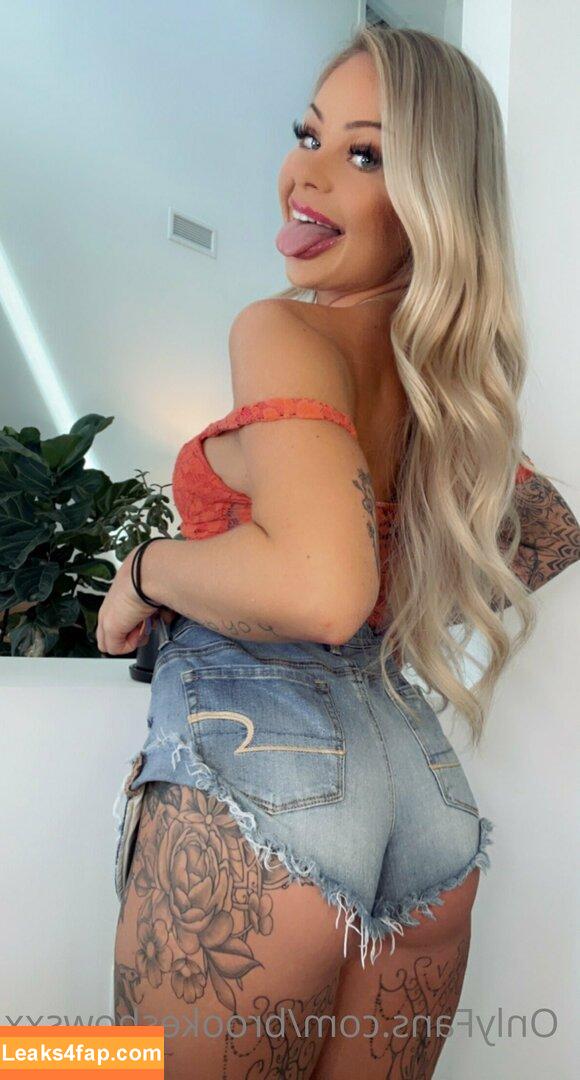 brookeshowsxx leaked photo photo #0946