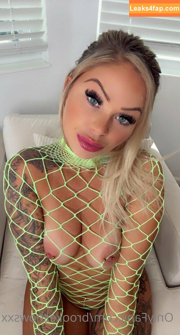 brookeshowsxx leaked photo photo #0966