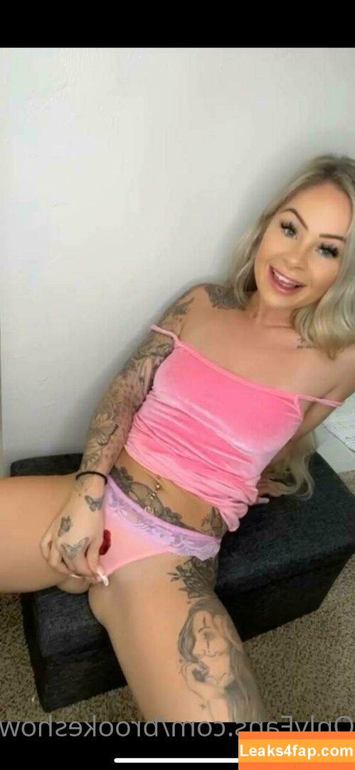 brookeshowsxx leaked photo photo #0985