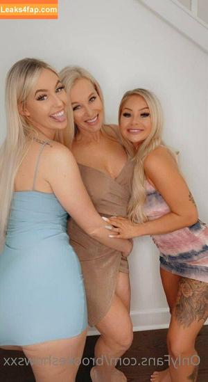 brookeshowsxx фото #0777