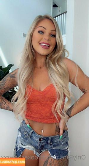 brookeshowsxx photo #0942
