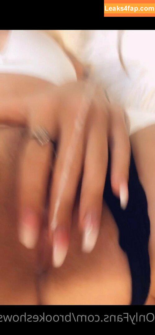 brookeshowsxx leaked photo photo #1003