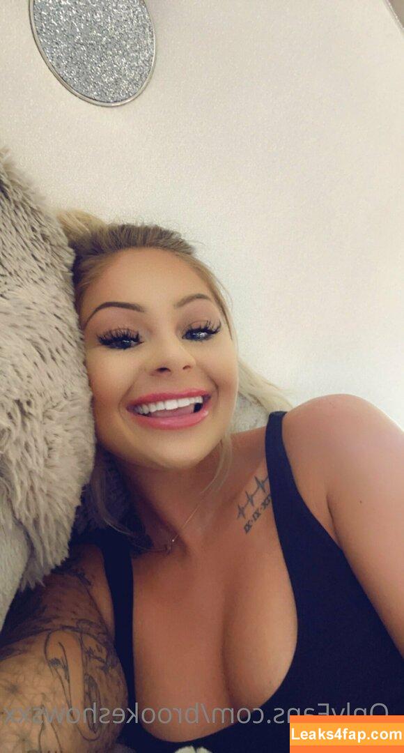 brookeshowsxx leaked photo photo #1030