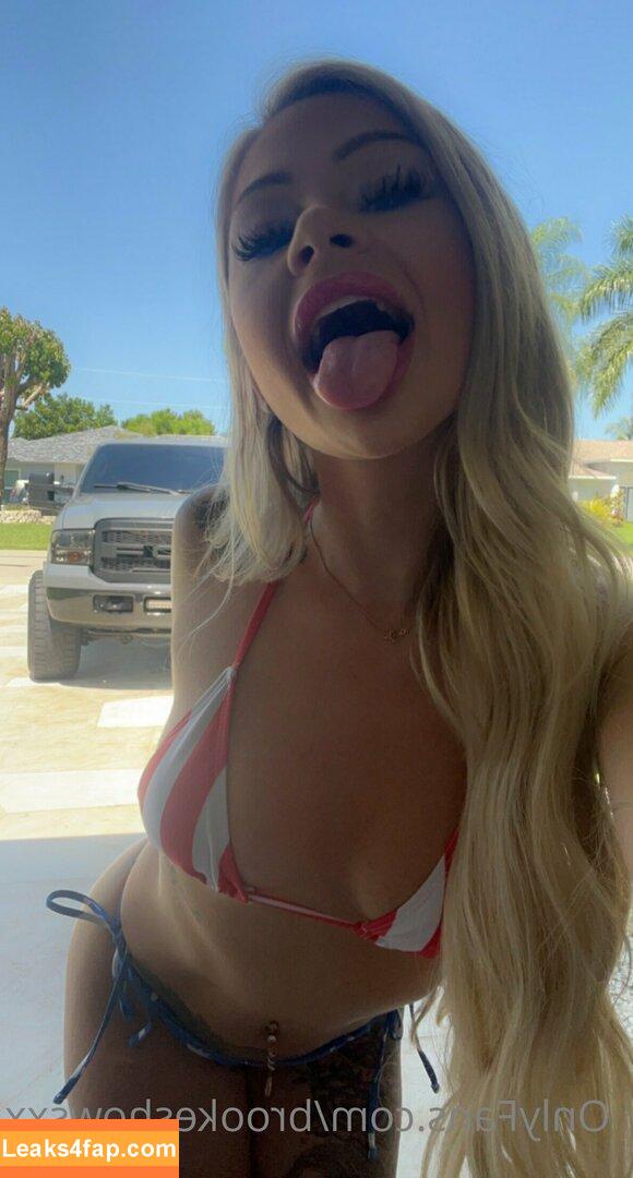 brookeshowsxx leaked photo photo #1058