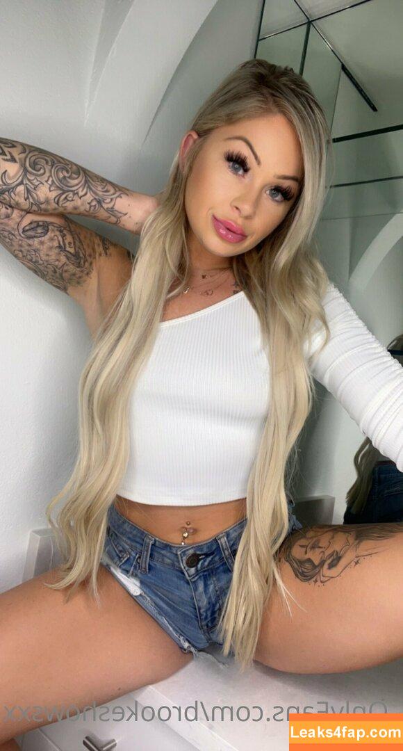 brookeshowsxx leaked photo photo #1065