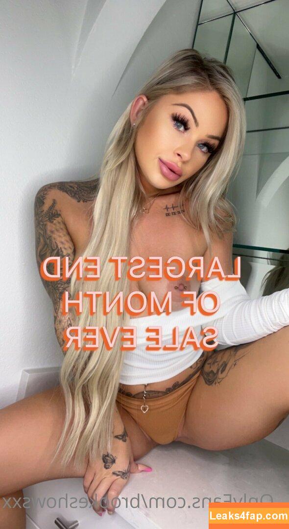 brookeshowsxx leaked photo photo #1074