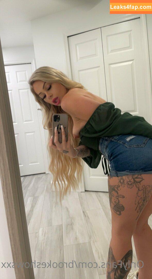 brookeshowsxx leaked photo photo #1136