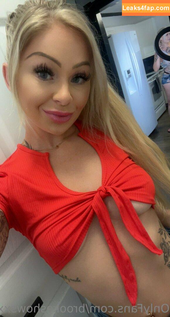 brookeshowsxx leaked photo photo #1381