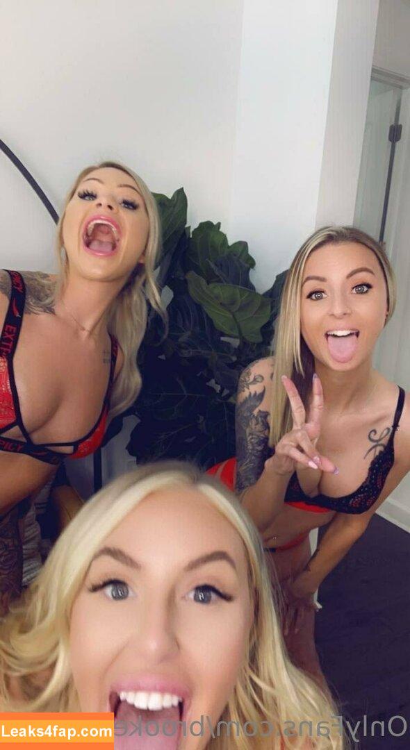 brookeshowsxx leaked photo photo #1497
