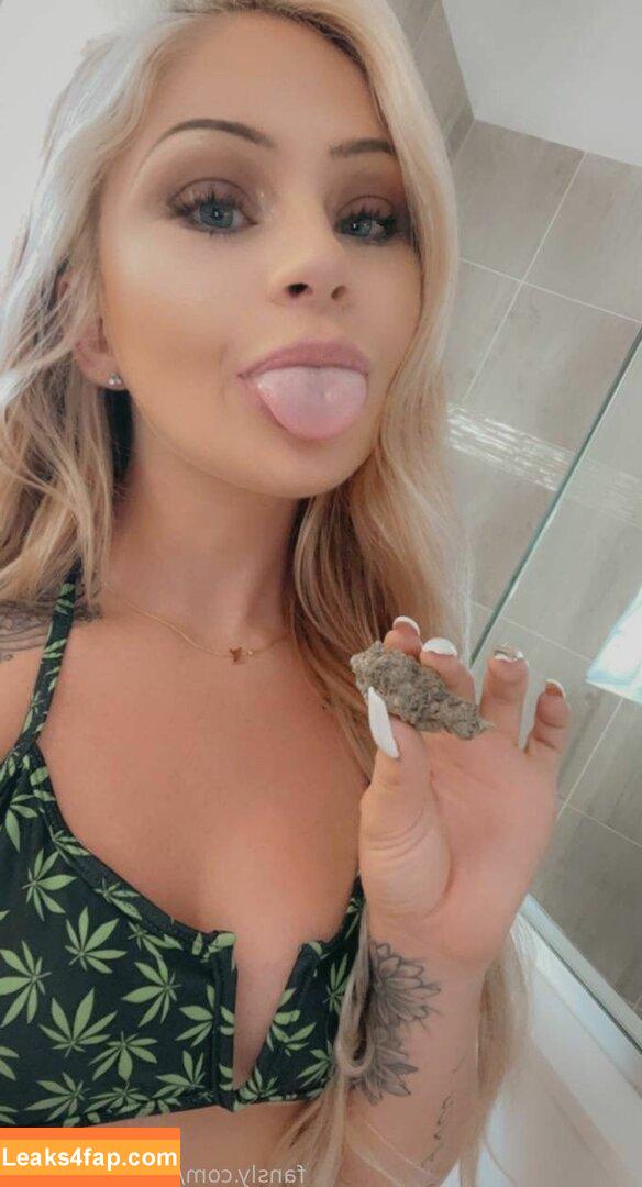 brookeshowsxx leaked photo photo #2020