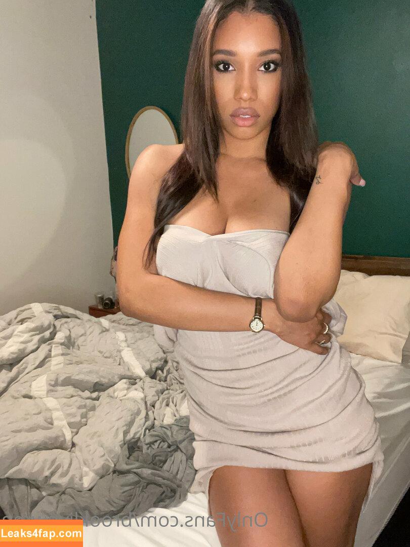 Brookliyn Wren / UFC Ring Girl / brookliyn_wren / brookliynwren / helloBROOKLIYN leaked photo photo #0072