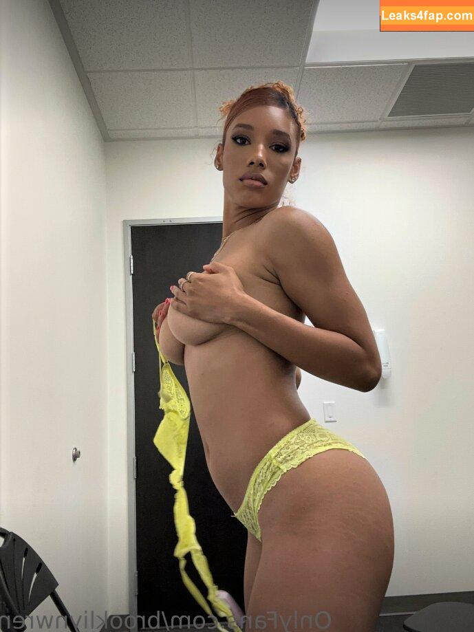 Brookliyn Wren / UFC Ring Girl / brookliyn_wren / brookliynwren / helloBROOKLIYN leaked photo photo #0311