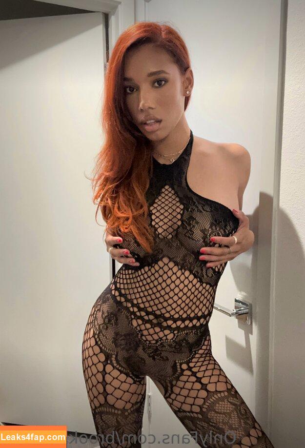 Brookliyn Wren / UFC Ring Girl / brookliyn_wren / brookliynwren / helloBROOKLIYN leaked photo photo #0464