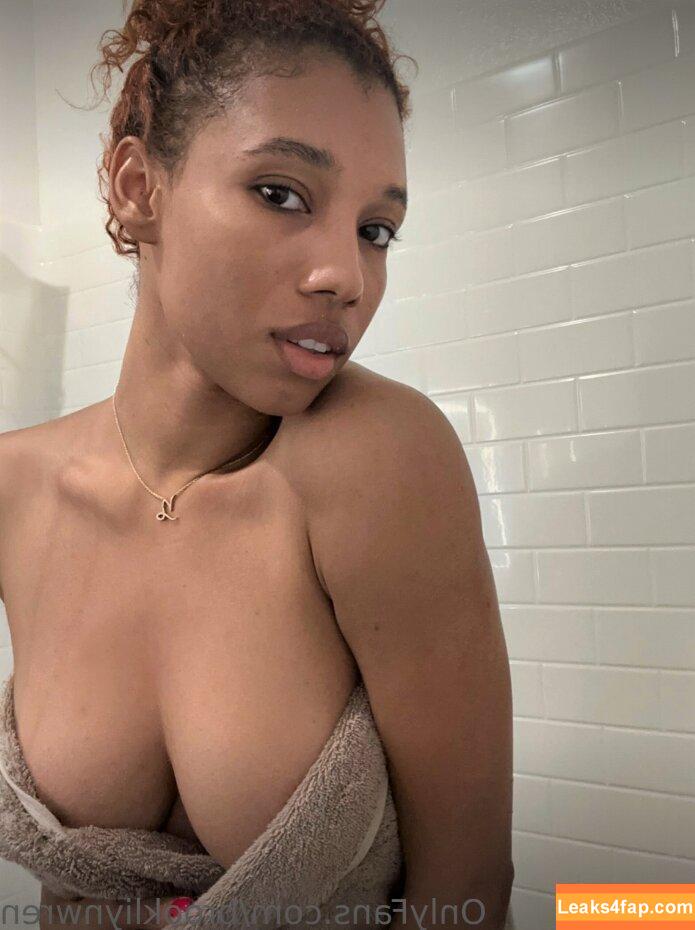 Brookliyn Wren / UFC Ring Girl / brookliyn_wren / brookliynwren / helloBROOKLIYN leaked photo photo #0480