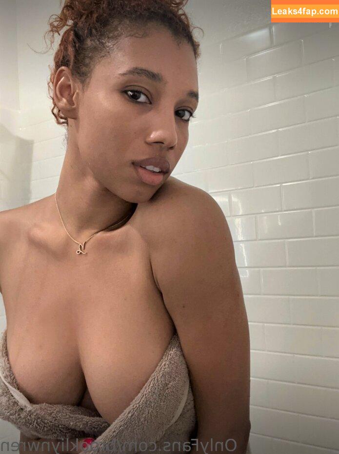 Brookliyn Wren / UFC Ring Girl / brookliyn_wren / brookliynwren / helloBROOKLIYN leaked photo photo #0486