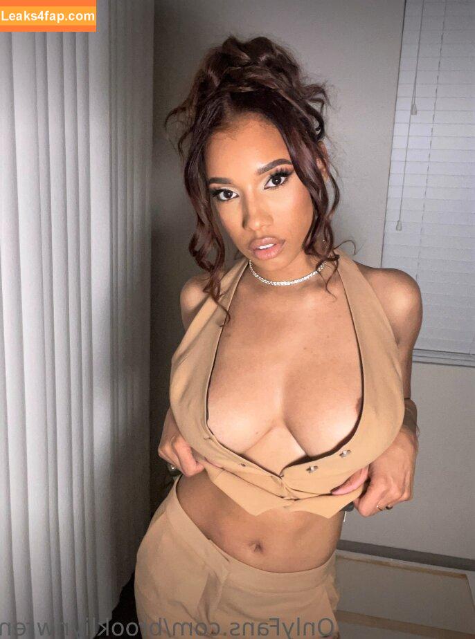 Brookliyn Wren / UFC Ring Girl / brookliyn_wren / brookliynwren / helloBROOKLIYN leaked photo photo #0495