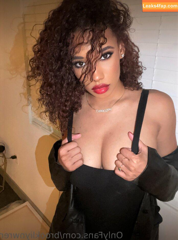 Brookliyn Wren / UFC Ring Girl / brookliyn_wren / brookliynwren / helloBROOKLIYN leaked photo photo #0573