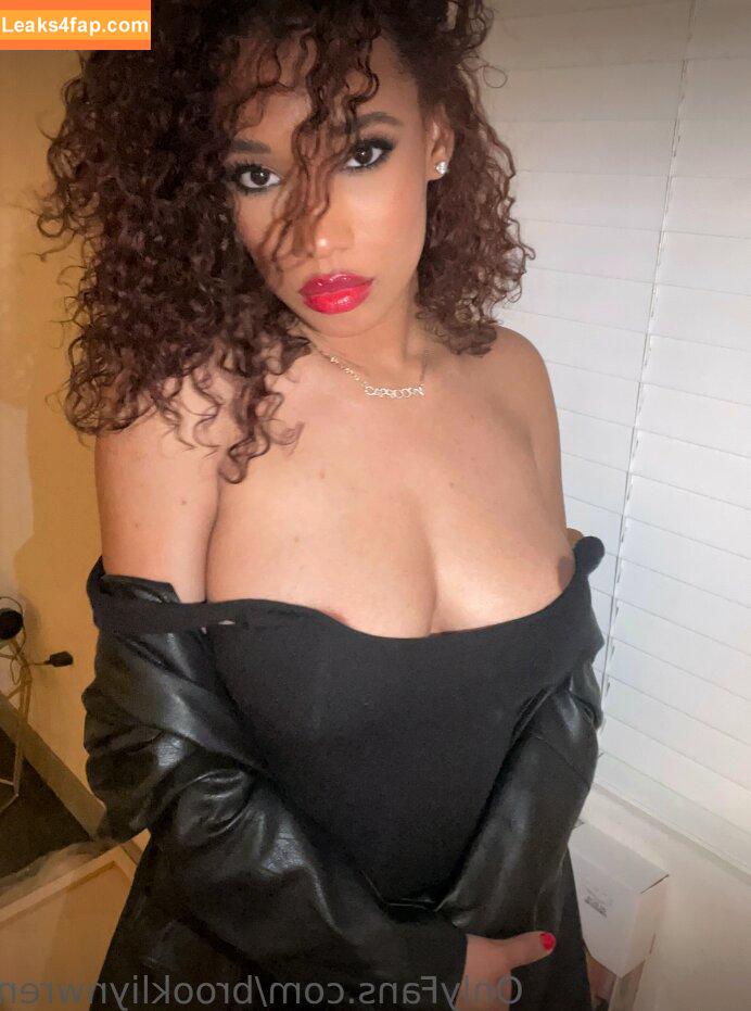 Brookliyn Wren / UFC Ring Girl / brookliyn_wren / brookliynwren / helloBROOKLIYN leaked photo photo #0575