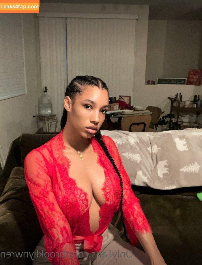 Brookliyn Wren / UFC Ring Girl / brookliyn_wren / brookliynwren / helloBROOKLIYN leaked photo photo #0661
