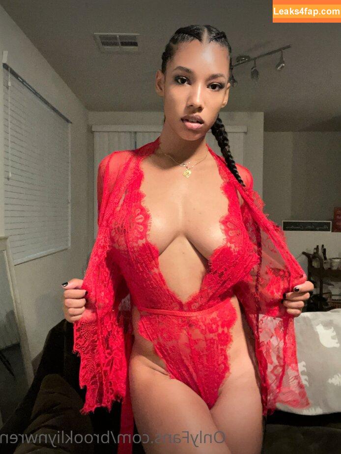 Brookliyn Wren / UFC Ring Girl / brookliyn_wren / brookliynwren / helloBROOKLIYN leaked photo photo #0665