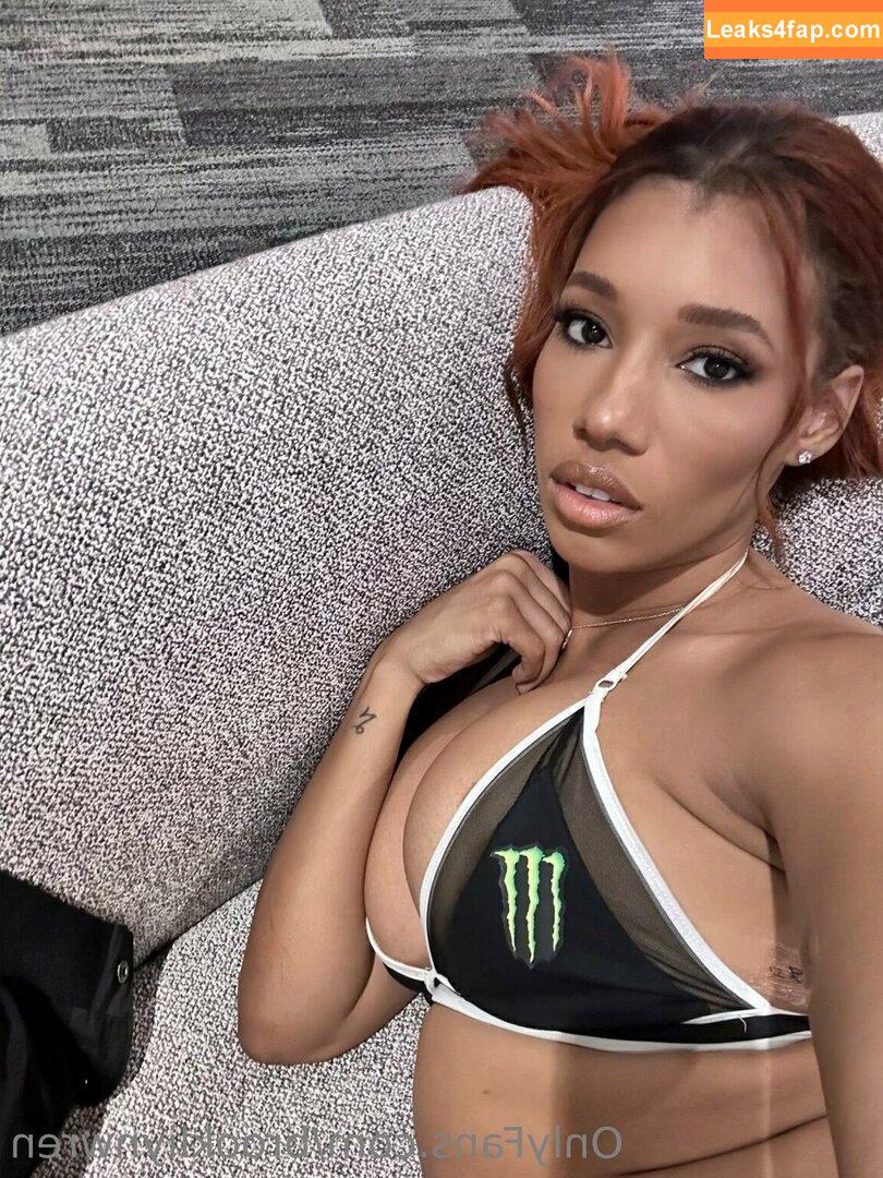 Brookliyn Wren / UFC Ring Girl / brookliyn_wren / brookliynwren / helloBROOKLIYN leaked photo photo #0701