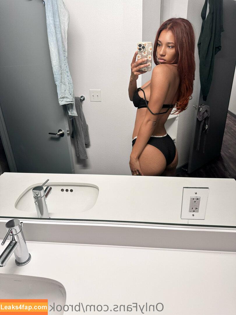 Brookliyn Wren / UFC Ring Girl / brookliyn_wren / brookliynwren / helloBROOKLIYN leaked photo photo #0756