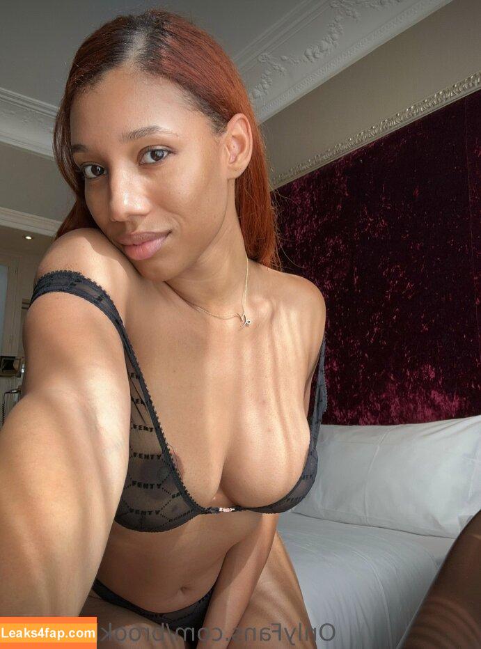 Brookliyn Wren / UFC Ring Girl / brookliyn_wren / brookliynwren / helloBROOKLIYN leaked photo photo #0905