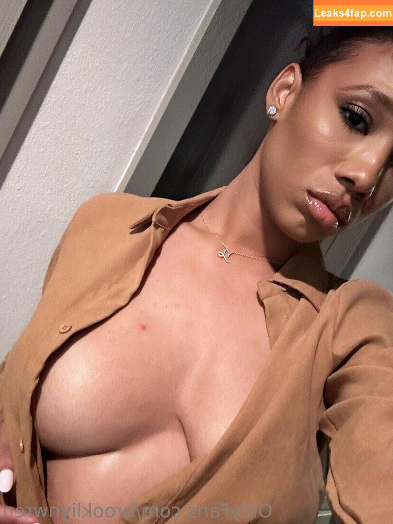 Brookliyn Wren / UFC Ring Girl / brookliyn_wren / brookliynwren / helloBROOKLIYN leaked photo photo #0907