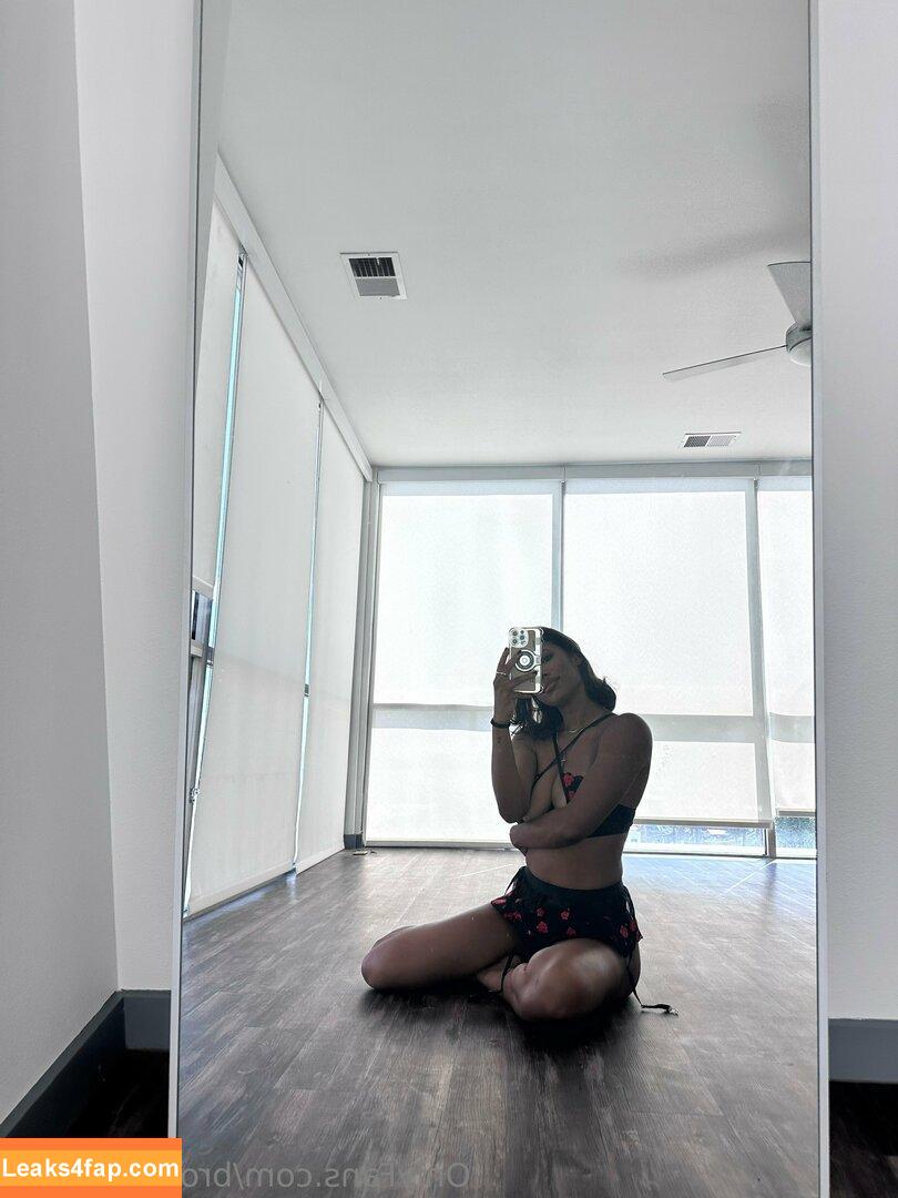 Brookliyn Wren / UFC Ring Girl / brookliyn_wren / brookliynwren / helloBROOKLIYN leaked photo photo #0928