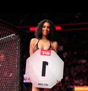 Brookliyn Wren photo #0095