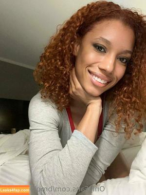 Brookliyn Wren photo #0212