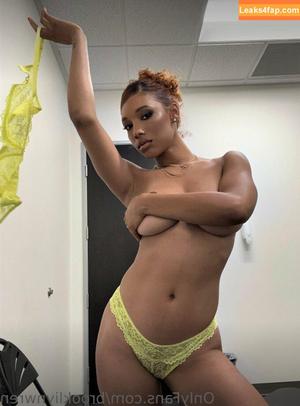 Brookliyn Wren photo #0318