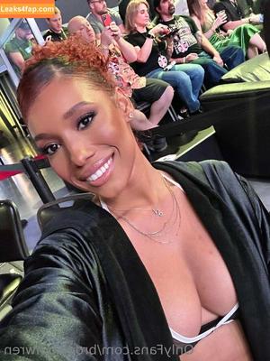 Brookliyn Wren photo #0322