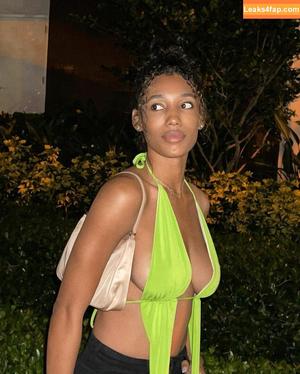 Brookliyn Wren photo #0343