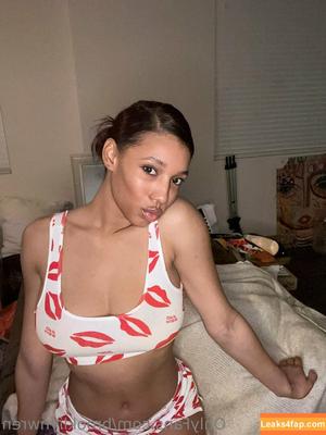 Brookliyn Wren photo #0542