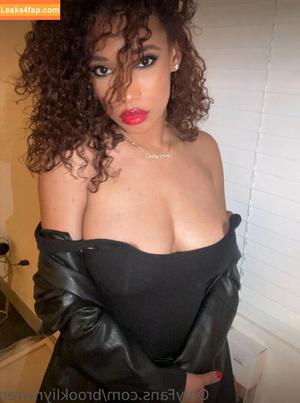 Brookliyn Wren photo #0575
