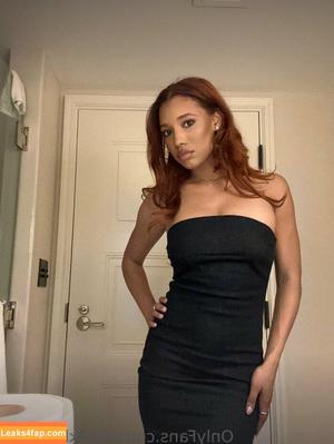 Brookliyn Wren photo #0655
