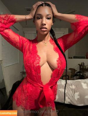 Brookliyn Wren photo #0664