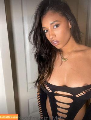Brookliyn Wren photo #0775