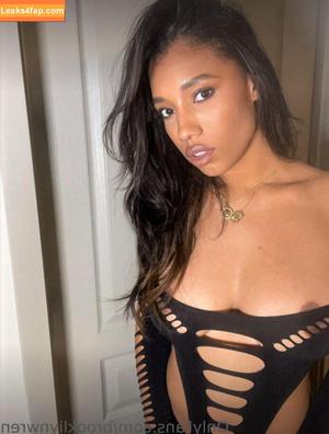 Brookliyn Wren photo #0780