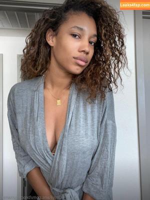 Brookliyn Wren photo #0880