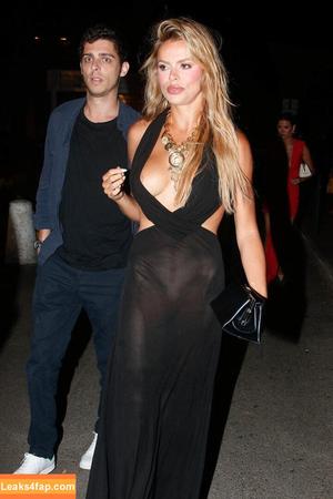 Brooks Nader photo #1053