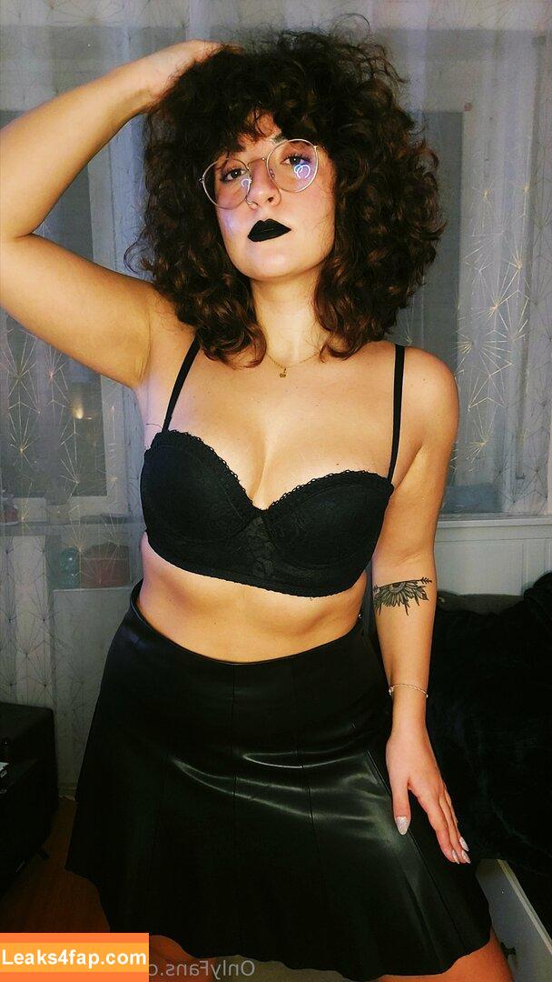 brownelisa /  leaked photo photo #0004