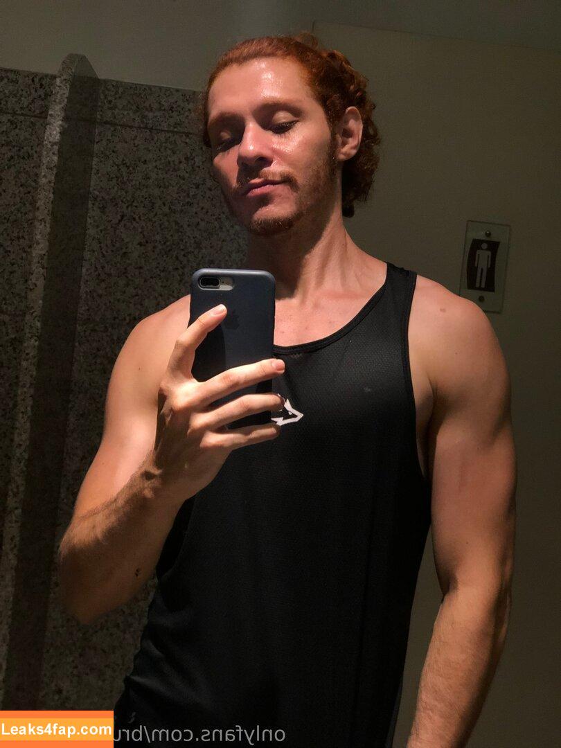 bruceredhead / bruce_redhead leaked photo photo #0013