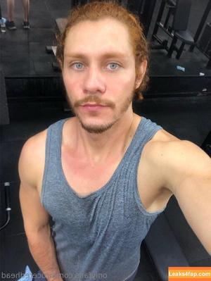 bruceredhead photo #0018