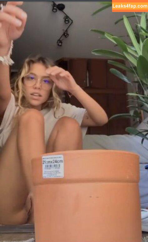 Bruna Carvalho / Bruna16 / bruallhoo leaked photo photo #0115